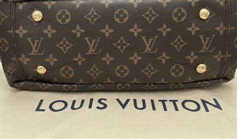 fake red louis vuitton card holder|authentic used louis vuitton wallet.